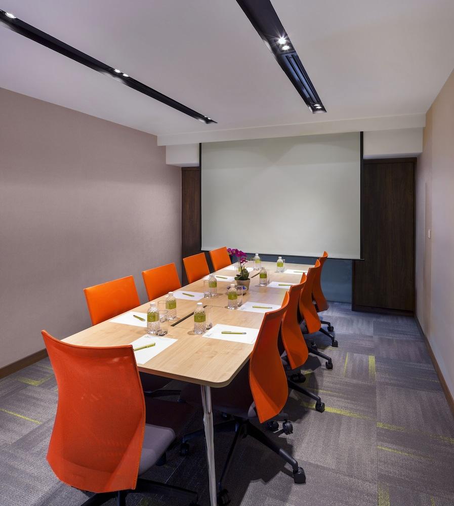 Park Avenue Clemenceau Aparthotel Singapore Exterior photo