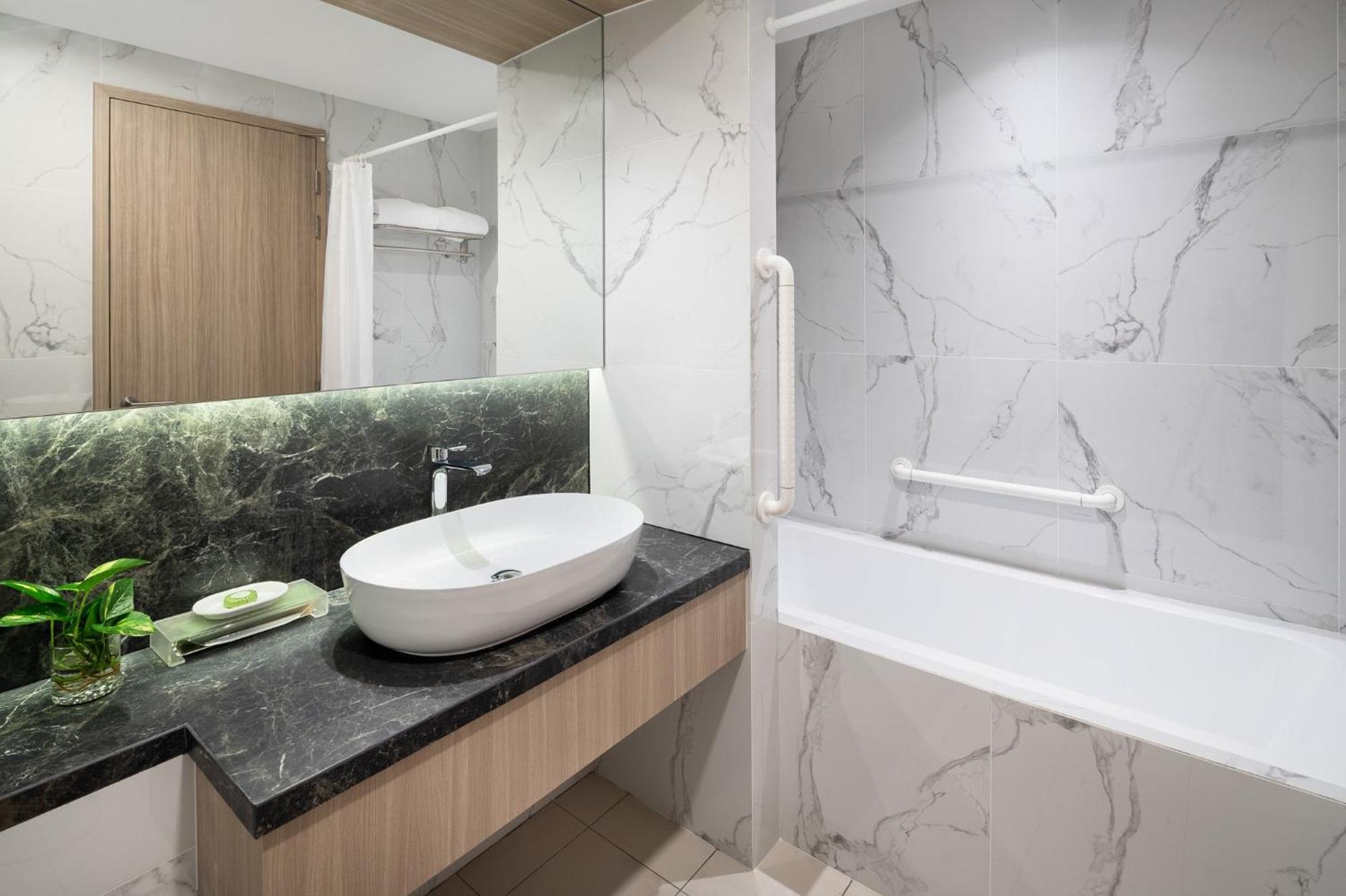 Park Avenue Clemenceau Aparthotel Singapore Exterior photo